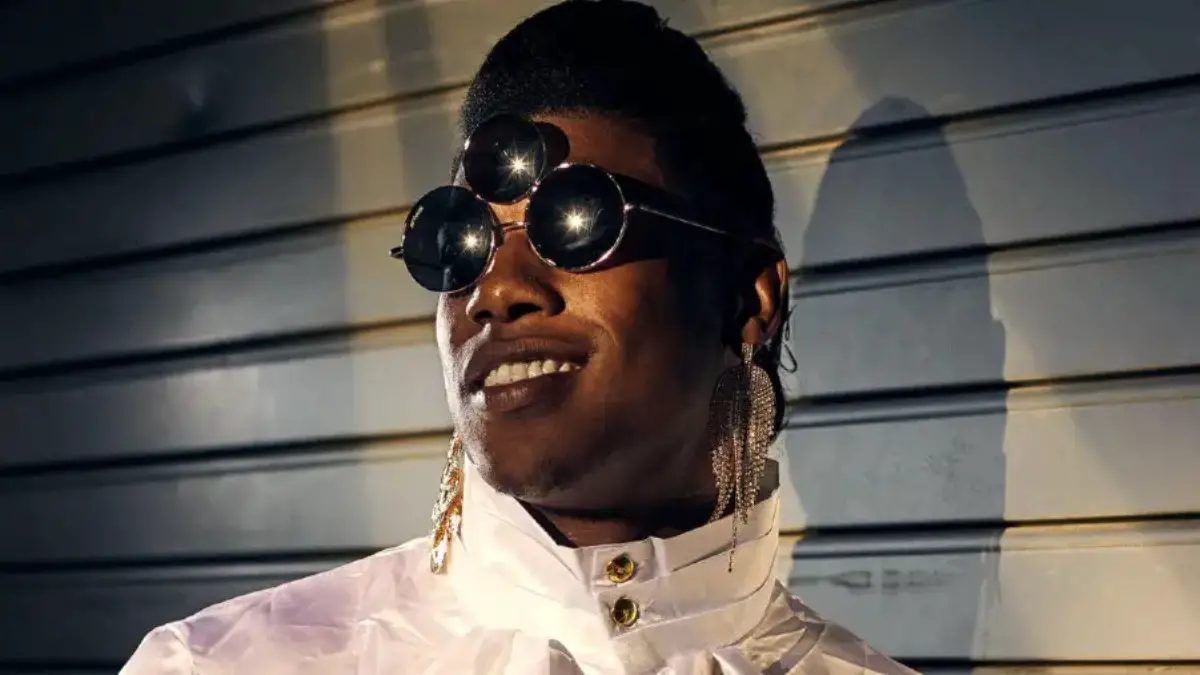 Velveteen dream backstage nxt takeover 2019